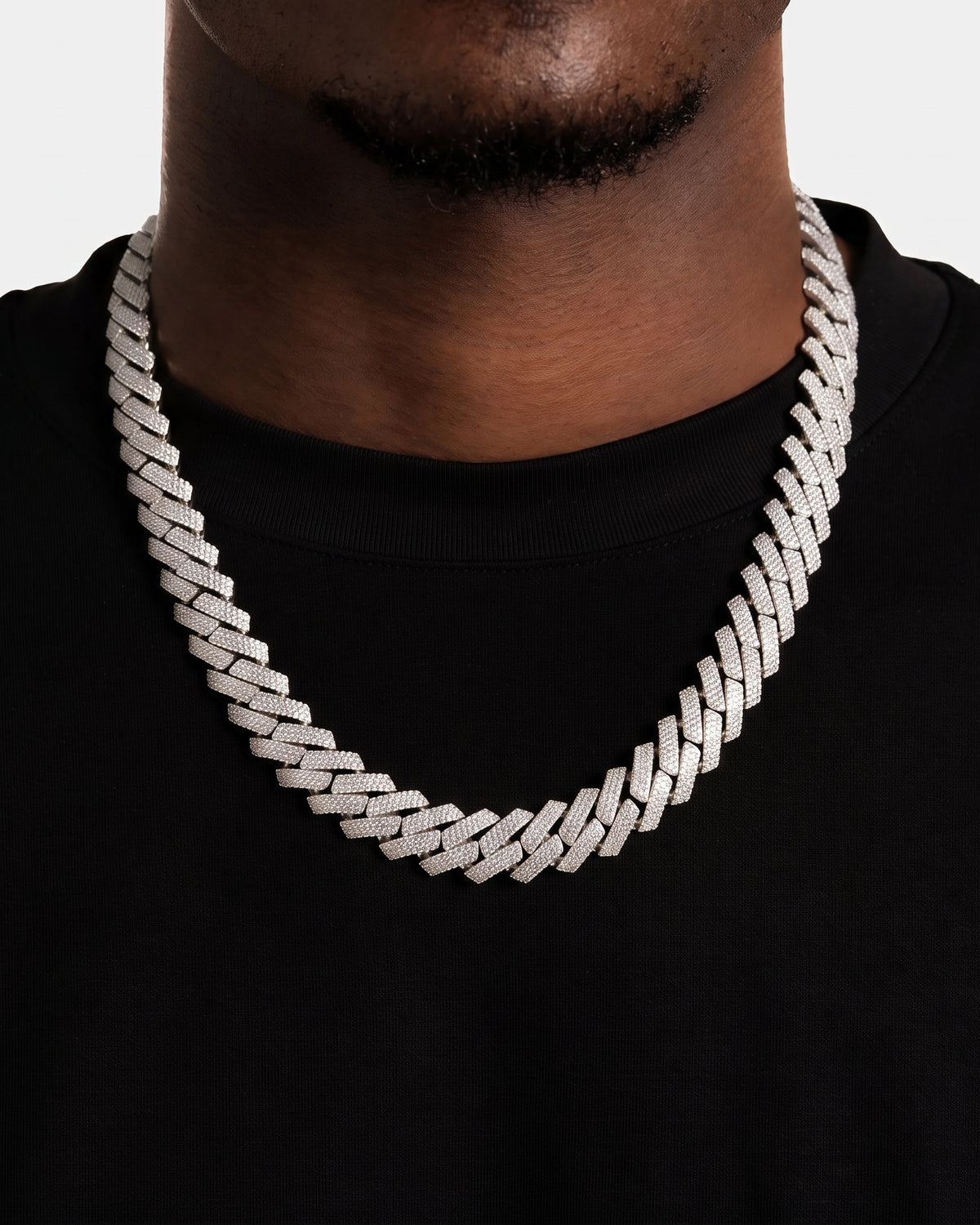 Chaîne cubaine 3 rangs 16 mm, finition argent