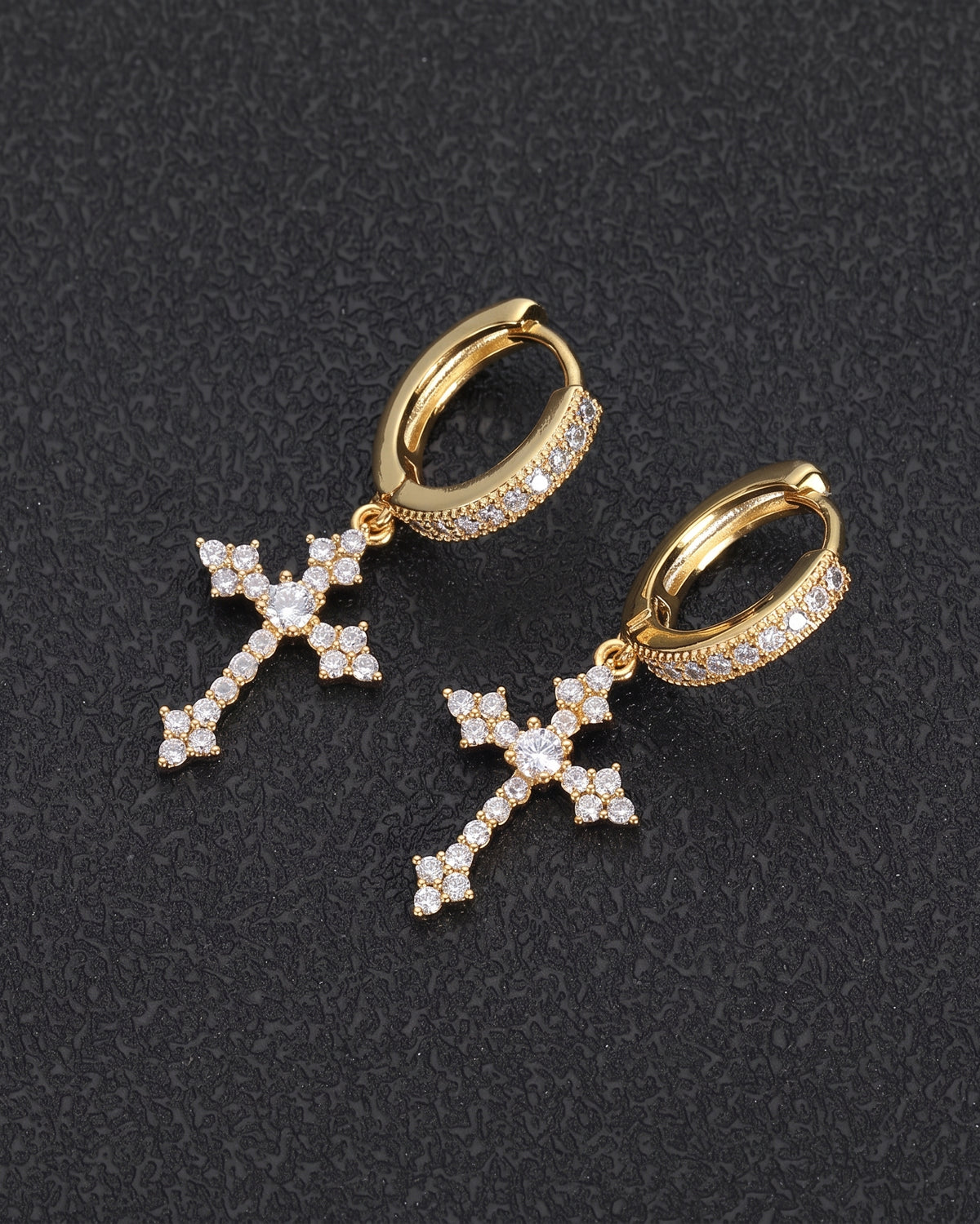 Créoles croix glacées, finition or, vue 3