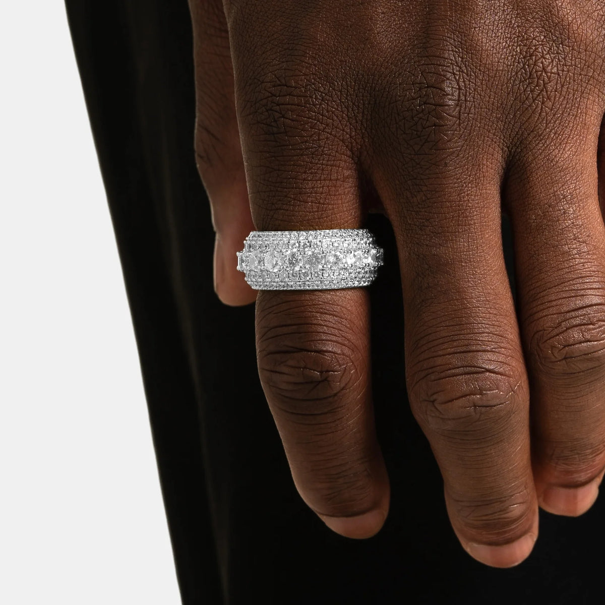 Bague éternité glacée pavée, finition argent