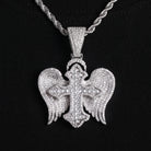 Pendentif croix ailes d'ange glacée, finition argent, vue 3
