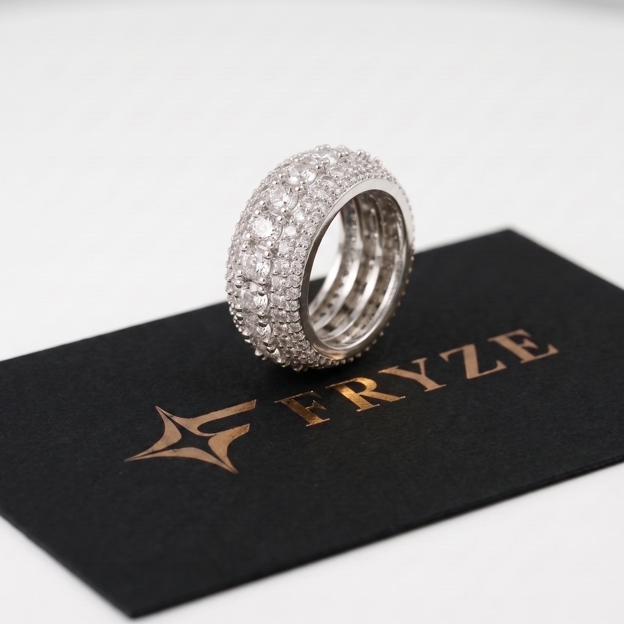 Bague éternité glacée pavée, finition argent, vue 4