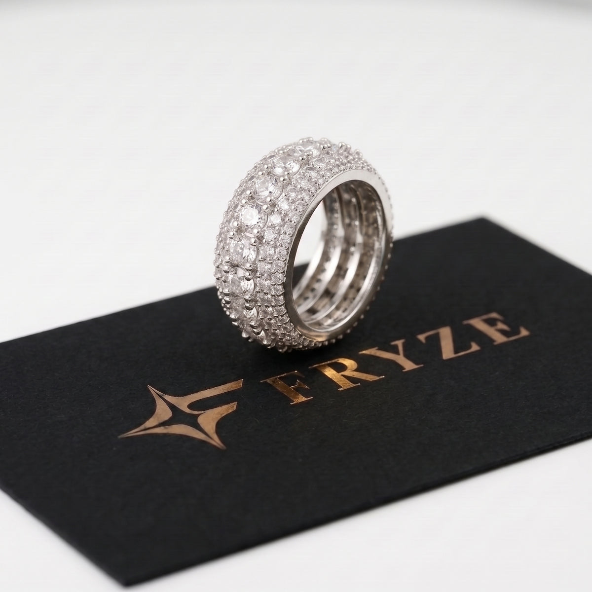 Bague éternité glacée pavée, finition argent, vue 4