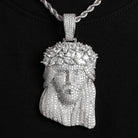 Pendentif tête de Christ glacée, finition argent, vue 4