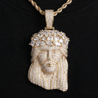 Pendentif tête de Christ glacée, finition or, vue 4