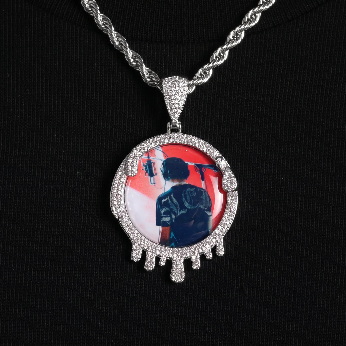 Pendentif photo drip glacé, finition argent, vue 4