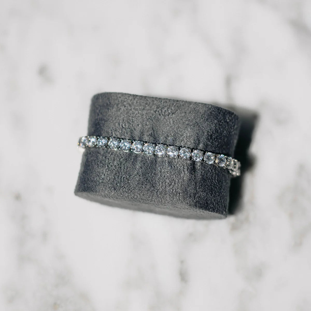 Bracelet tennis moissanite 5 mm, finition argent, vue 5